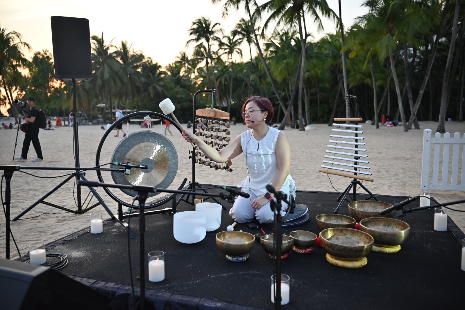 How Sound Bath Helps You Slow Down: A Guide for the Busy Modern Professional